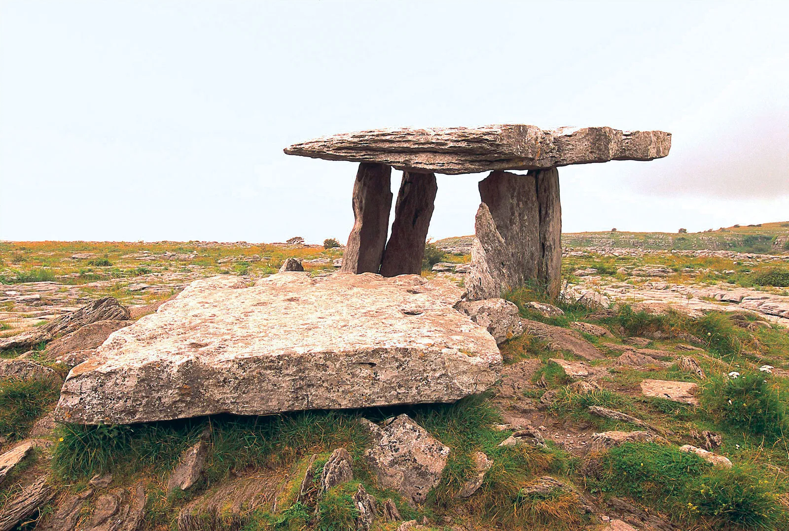 Dolmen-Ireland Dolmen-Ireland