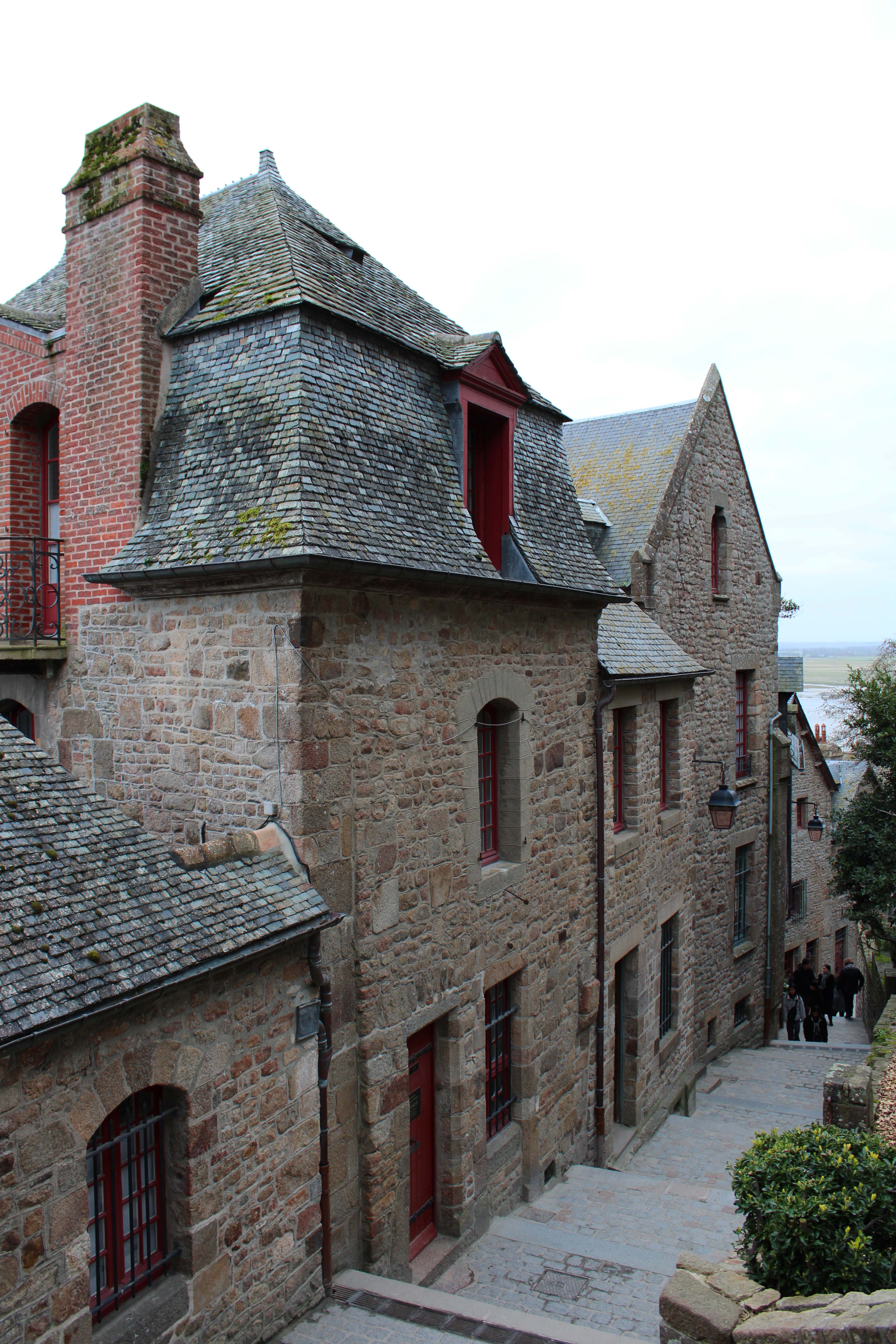 france house mt st michel